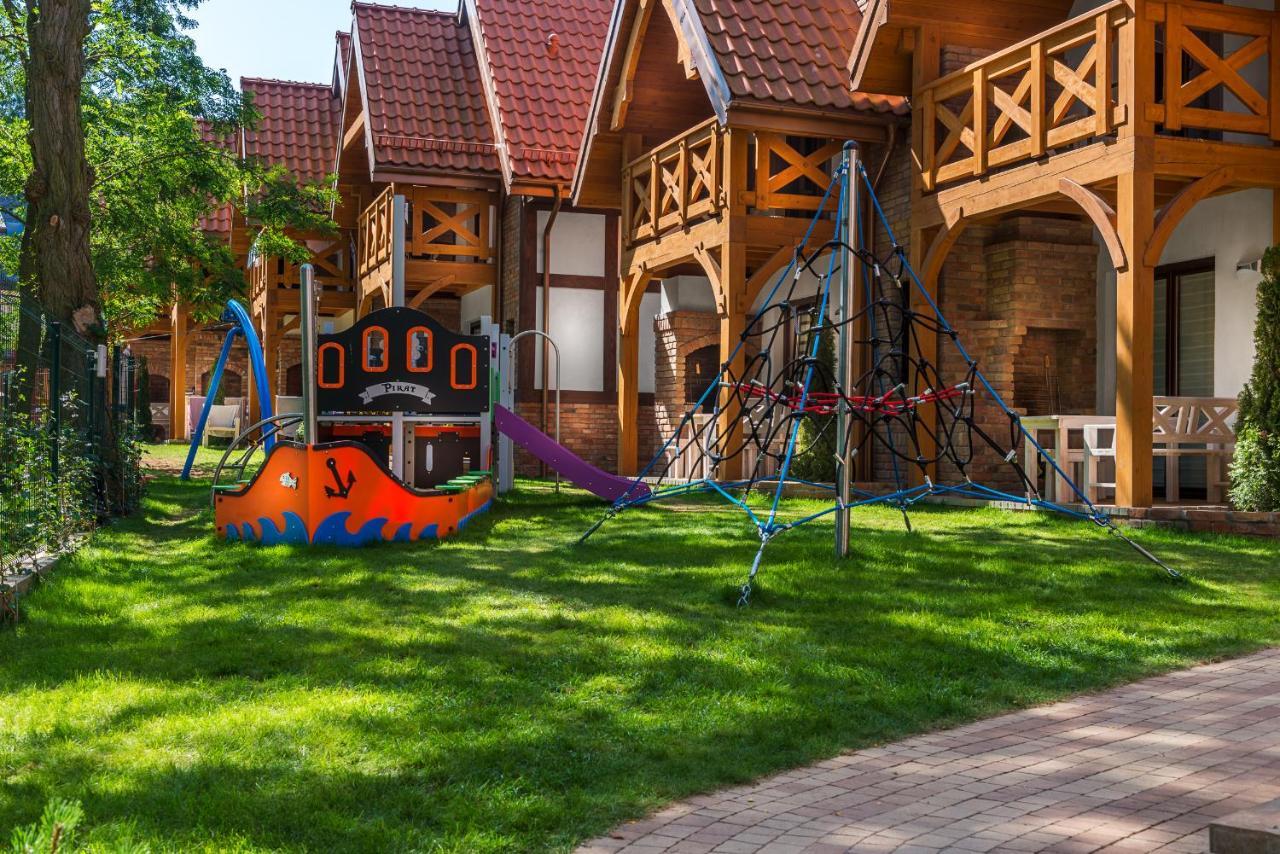 Domki Hallerowka Resort Владиславово Екстер'єр фото