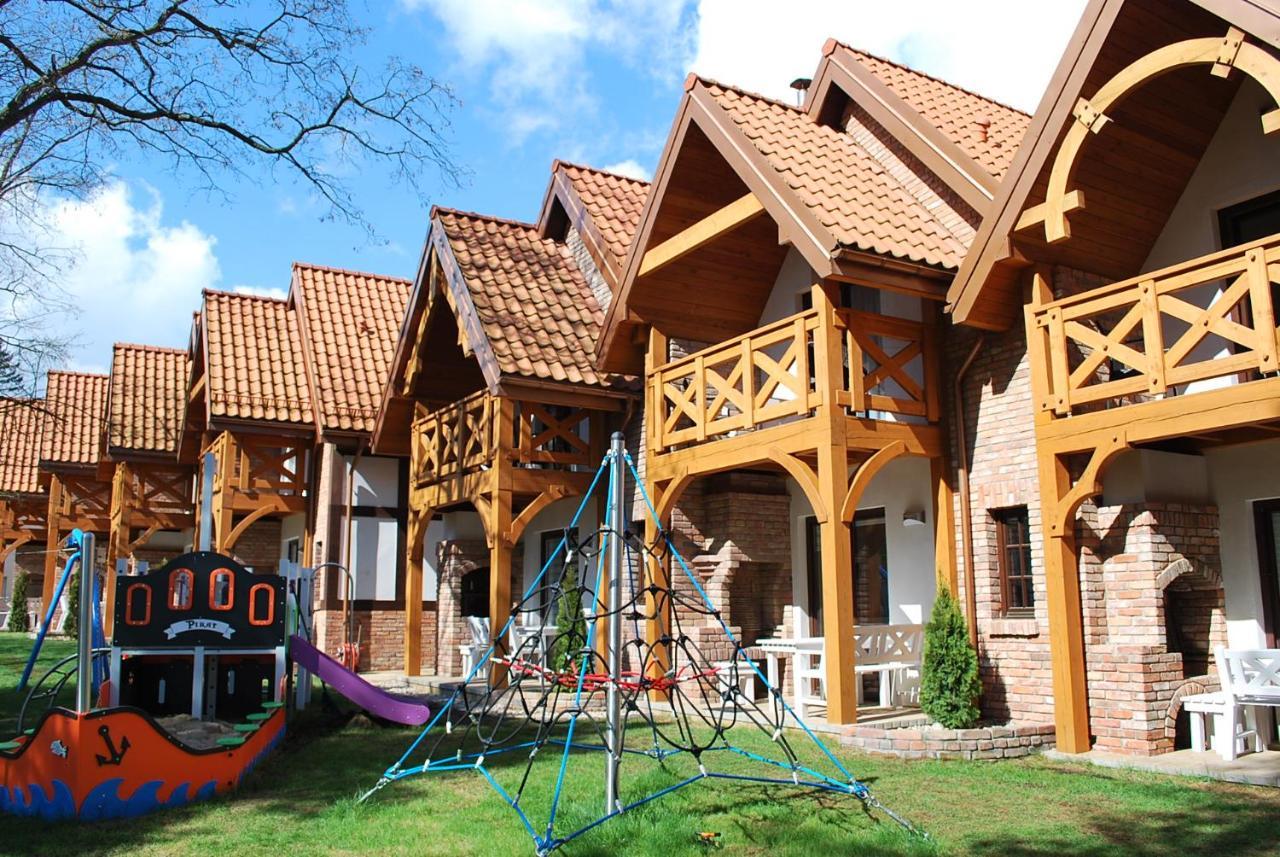 Domki Hallerowka Resort Владиславово Екстер'єр фото